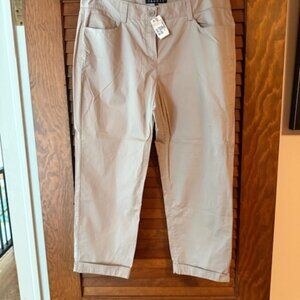 Cropped pants